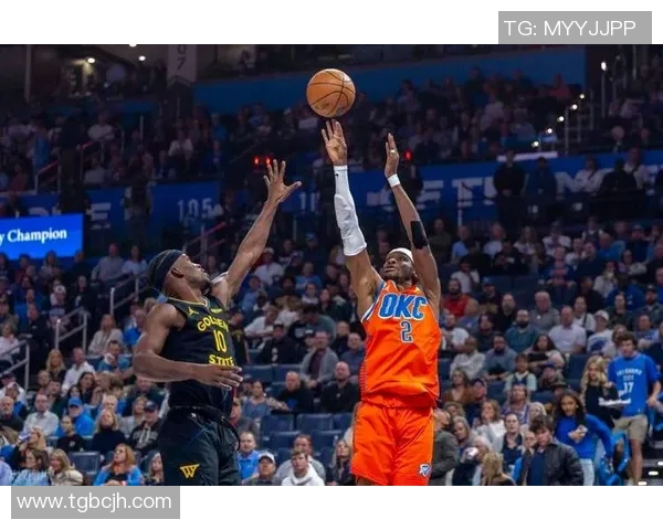 24分惨败！库里复出5犯勇士遭雷霆碾压 亚历山大28+11率队11胜1负领跑